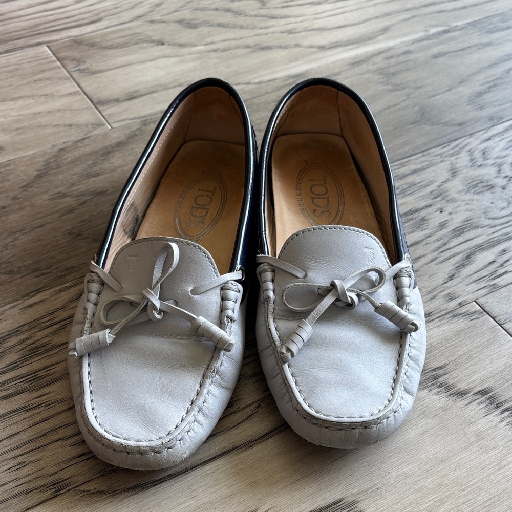 Tod's 2 tomes leather driving loafers size 37, US 7